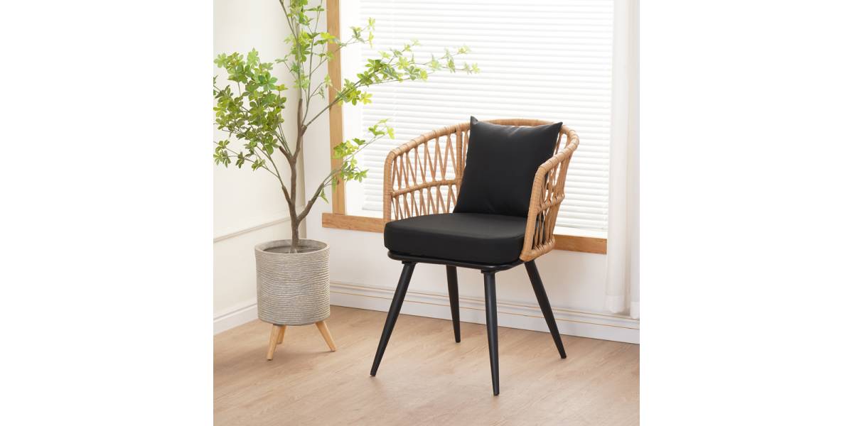 Πολυθρόνα Naoki pakoworld pe rattan -metal σε φυσική απόχρωση με μαύρα πόδια/μαξιλάρι 62x60x80εκ